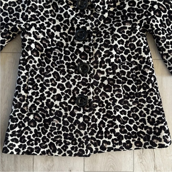 Women’s Forever 21 Leopard Print 3/4 Bell Sleeve Textured Snap Front Coat - Picture 2 of 7